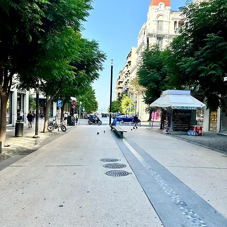 דירה Agias Sofias 28 סלוניקי